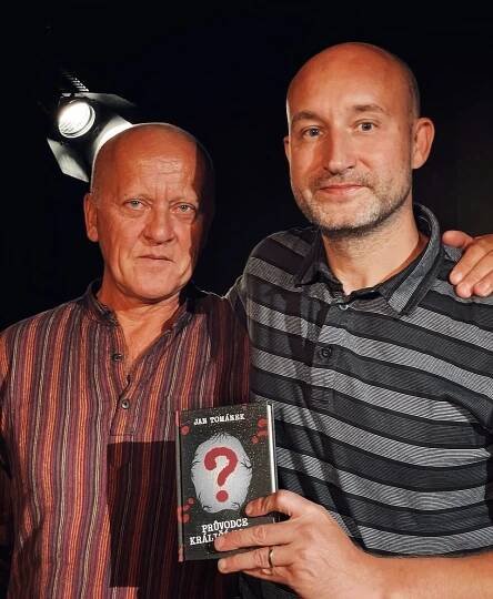 Průvodce králičí norou - křest knihy | Jan Tománek Blogy