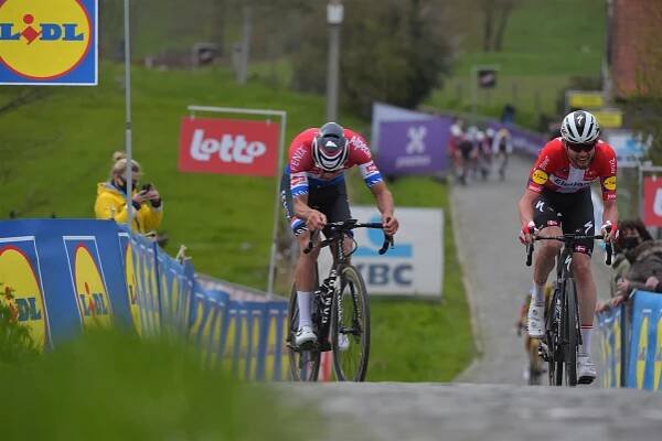 Kde se rozhoduje Kolem Flander? | RoadCycling.cz 