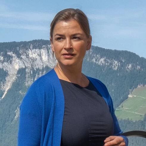 Ines Lutz - Der Bergdoktor - Offizieller Fanclub zur beliebten ZDF-Reihe