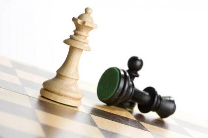 Šachy - teorie - první tah b3 - 1díl - e5 zajímavé a vůbec ne špatné!