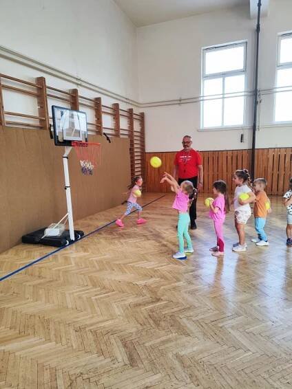 tř. Berušky - Basketbal - MŠ Dětská