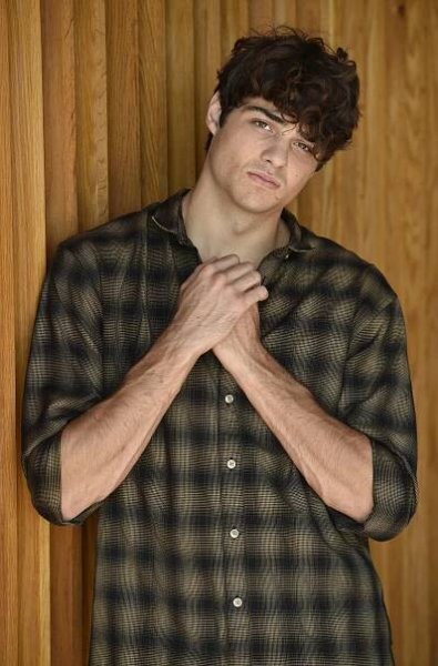 Noah Centineo cast in GameStop stock movie for Netflix