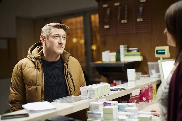 Specialisté - Dvě pivka - Z filmu - Jacob Erftemeijer