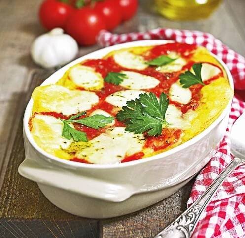 Zapečená rajčata s mozzarellou | TisiceReceptu.cz