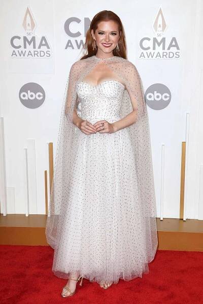 CMAs 2022: Red Carpet Fashion, Dresses