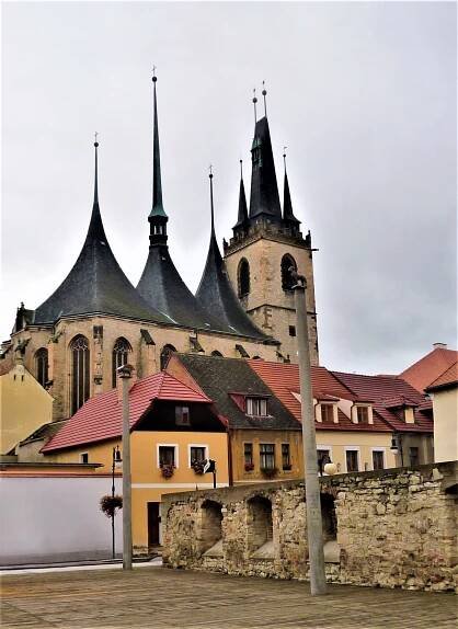 Kostel Svatého Mikuláše v Lounech – tip na výlet | Vyletnik.cz