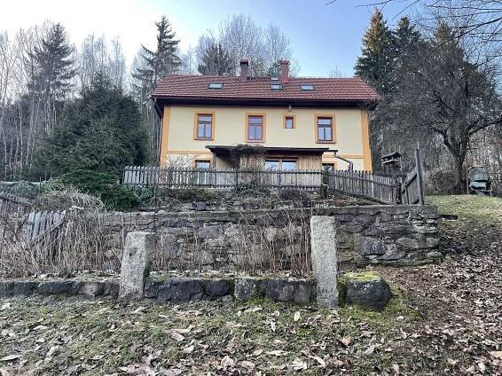 Chalupa u Zajíčků jih - k pronajmutí Benešov u Semil - foto 4