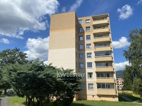 Pronájem bytu 1+kk, 32 m2 - Teplice - Trnovany - Keller Williams