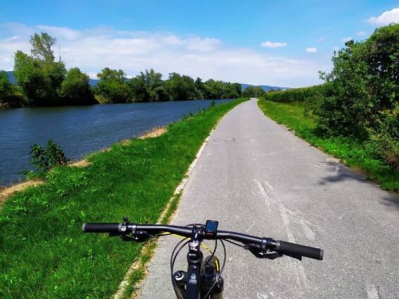 Cyklovýlet na hrad Helfštýn a přes Dřevohostický mohylový les – Vyraž na výlet!
