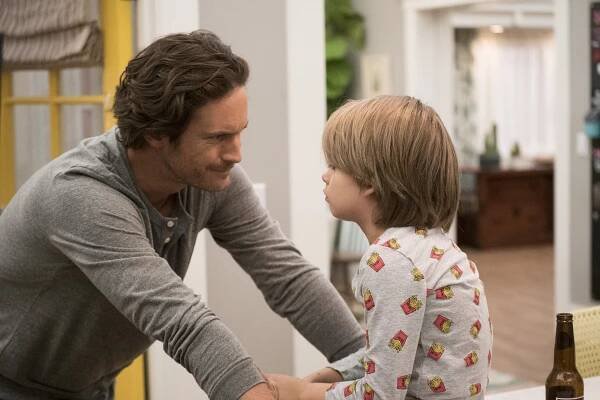 Na hromádce s ex - Soups Jealous - Z filmu - Oliver Hudson, Sander Thomas