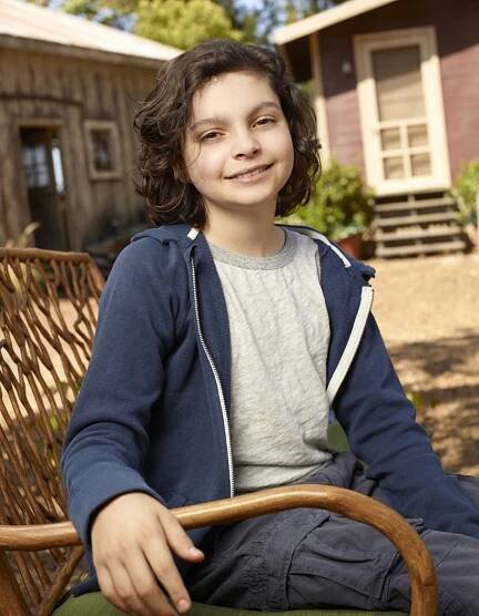 Max Burkholder - Famílie - Promo