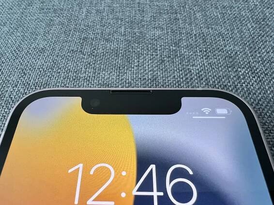 iPhone 13 prvni dojmy lsa 9