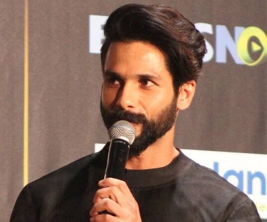 Shahid Kapoor Biography - Facts, Childhood, Family Life & Achievements of Indian Actor