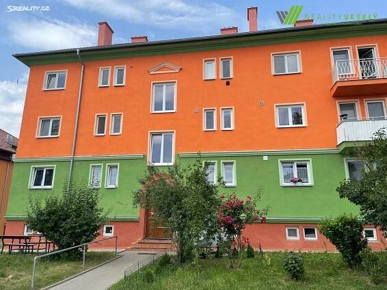Pronájem bytu 3+1 66 m², Palackého, Dubňany
