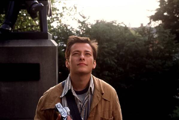 PECKER, Edward Furlong, 1998