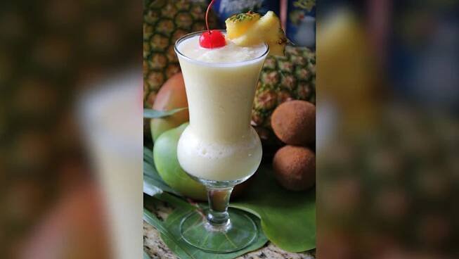 03 pina colada caribe hilton