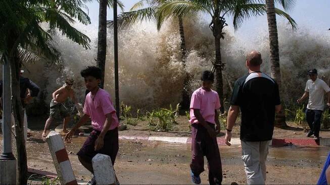 Nejhorší tsunami historie: O život připravily statisíce lidí, změnily svět