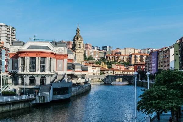 Bilbao Treasure Hunt - Old Spain City Hunt