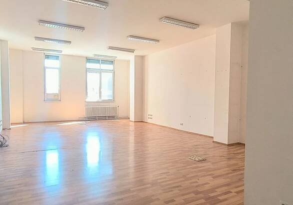 Pronájem prostoru kanceláří, 72 m2, Praha [414996] - RE/MAX Anděl Praha 5