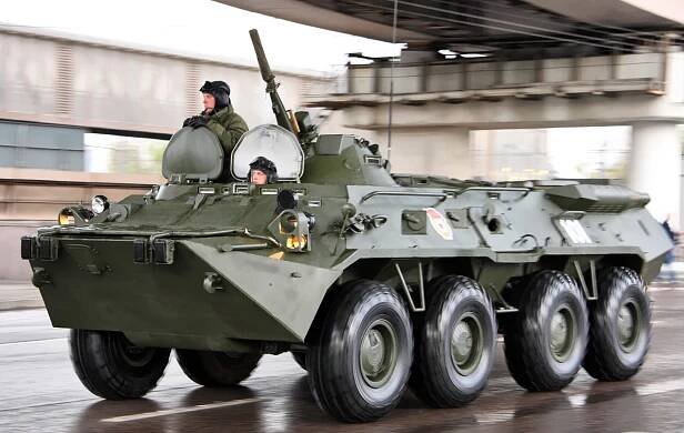 btr80