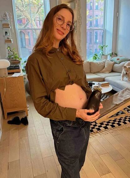 Molly Bernard Discusses How She and Wife Hannah Conceived with Home Insemination Kit