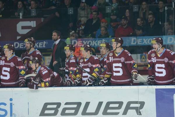 Sparta urvala výhru v brankovišti, králem večera byl Hlinka