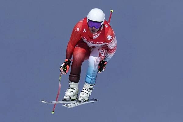 Olympijský závod sjezdařů ovládl Švýcar Feuz
