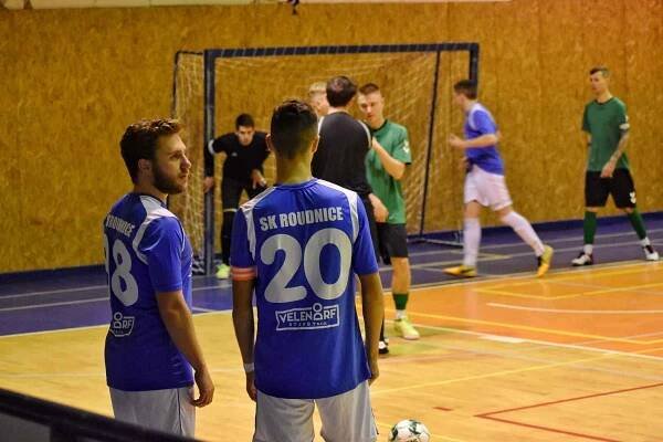 FOTO, VIDEO: 15:1! Divizní nováček popravil Reas. Old School obral favorita