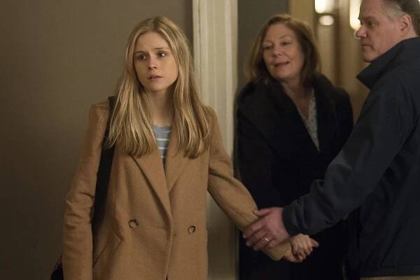 Erin Moriarty, Deborah Hedwall, Ian Blackman - Jessica Jones - AKA Dámská jízda - Z filmu