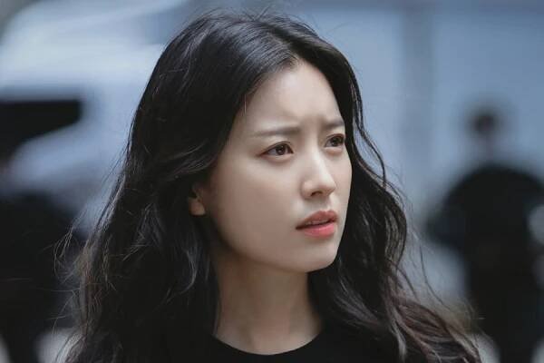 Han Hyo Joo rozmlouvala o novém apokalyptickém thrilleru, ve kterém hraje s Park Hyung Sikem