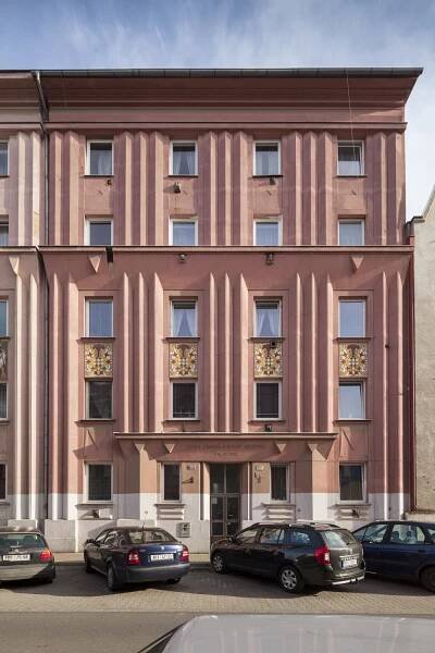 Nájemní domy Lidového stavebního a bytového družstva v Plzni | Objekty | Plzeňský architektonický manuál