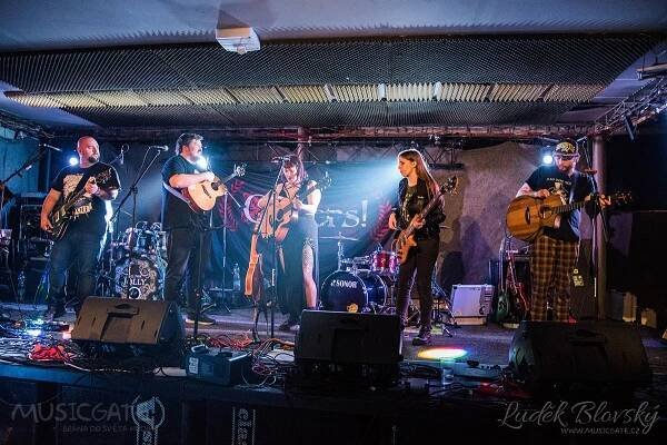 St. Patrick’s Punk Party – tematický hudební festival v Bílým Medvědovi na MUSICGATE.cz (projděte bránou do světa hudby)