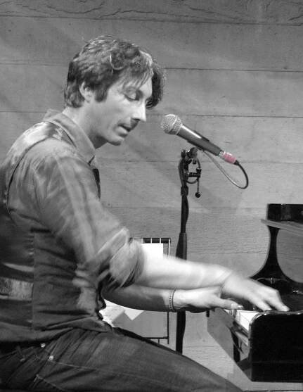 Chris Ellis (musician)