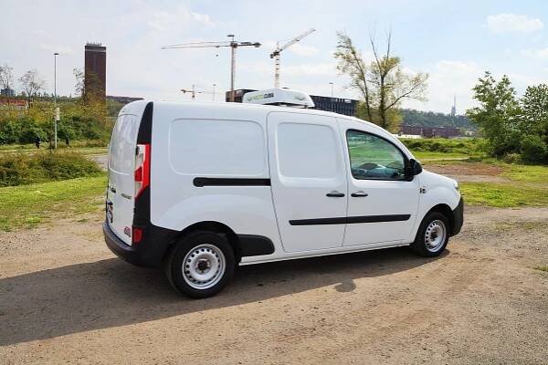 Autopůjčovna dodávek a užitkových vozů, pronájem dodávek Praha | Vansrenting.com