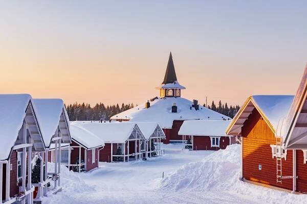 Zarezervujte si let do Rovaniemi (RVN)