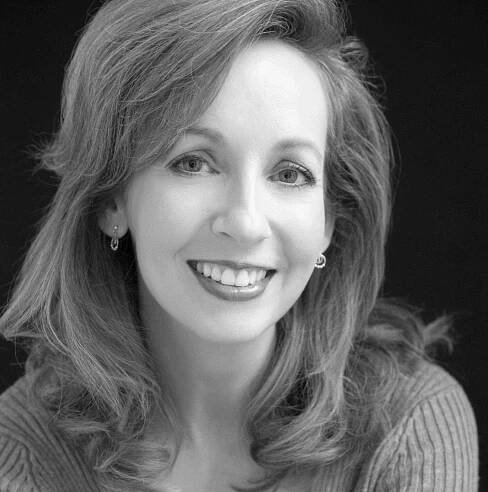 Jennifer Howze B&W crop portrait sm