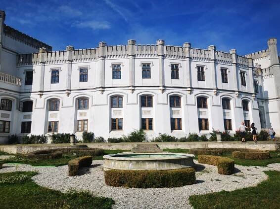Fotogalerie Zámek Nový Světlov u Bojkovic - vyššia veža zámku - č. 2278462 | Turistika.cz