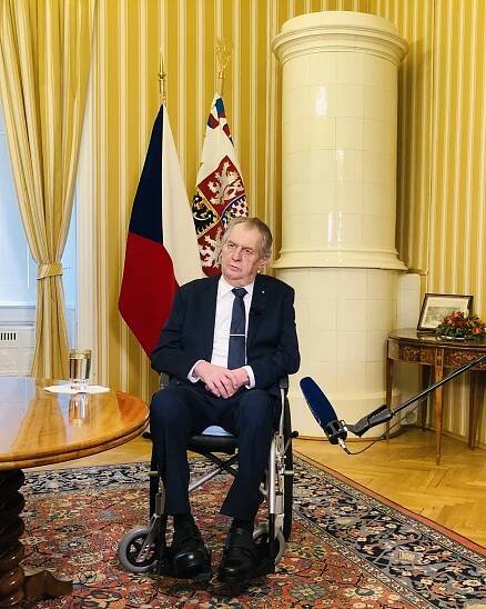 Rusko se dopouští zločinu proti míru, řekl Zeman. Přiznal, že se mýlil