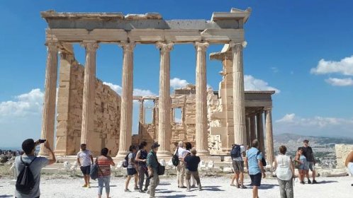 Informace o návštěvě Akropole 2024 - nejlepší tipy a otevírací doba