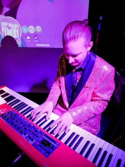 Music Night Video Premiere & Concert «How Many Times» Art Atelier Lucerne