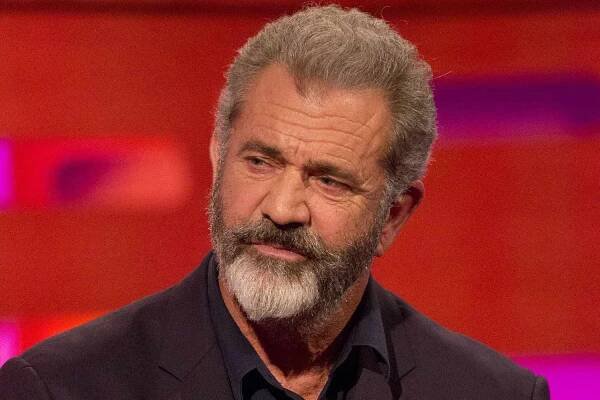 Mel Gibson Reveals His Malibu Home Was Destroyed in L.A. Wildfires, but Pet Chickens Survived: 'It's Emotional'