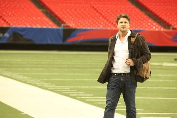Necessary Roughness - Pilot - Z filmu - Marc Blucas