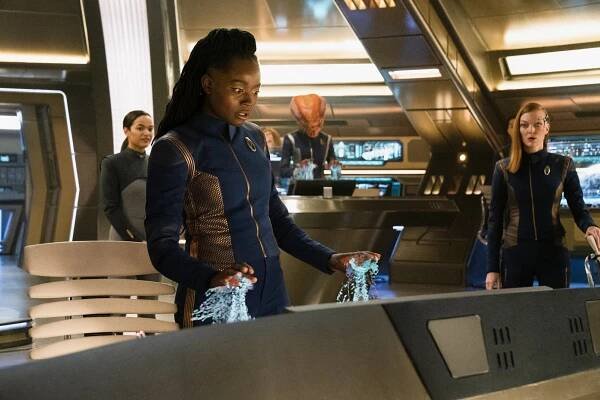 Star Trek: Discovery - Mrchožrouti - Z filmu - Oyin Oladejo, Emily Coutts