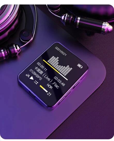 Přehrávač MP3/MP4 Mrobo A7 HiFi Bluetooth e-knihy externí reproduktor 8GB Obsahuje baterie ano