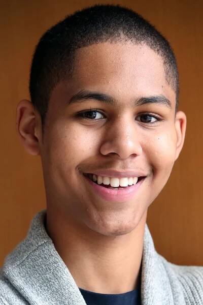 Rhenzy Feliz herec