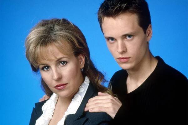 'General Hospital' to reunite Genie Francis' Laura with Jonathan Jackson's Lucky