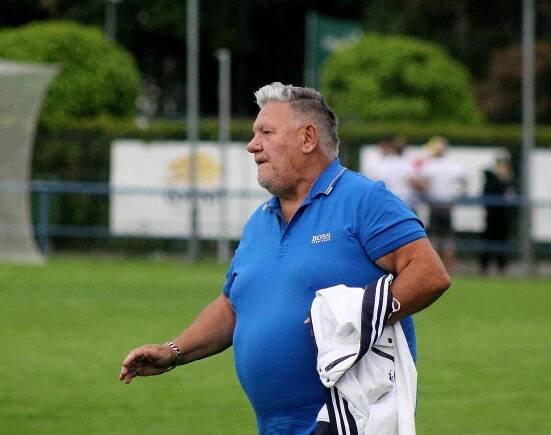 FORTUNA ČFL, 1. kolo: FK Králův Dvůr - TJ Jiskra Domažlice (na snímku fotbalisté v modrých dresech) 1:2 (0:0).