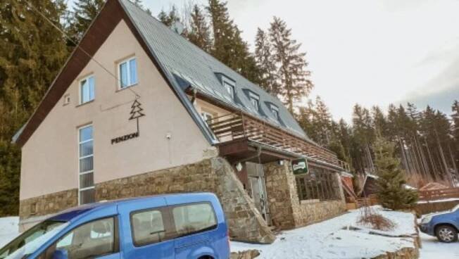 CHKO Beskydy u přehrady Horní Bečva a nedaleko výletních cílů v Penzionu U Pláže se snídaněmi formou bufetu