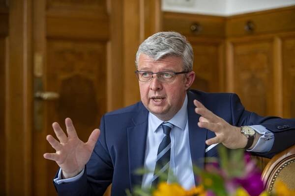Opozice navrhla úpravy konsolidačního balíčku. Ministerstva je ale odmítla