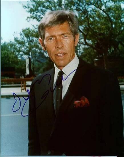 James Coburn fotka